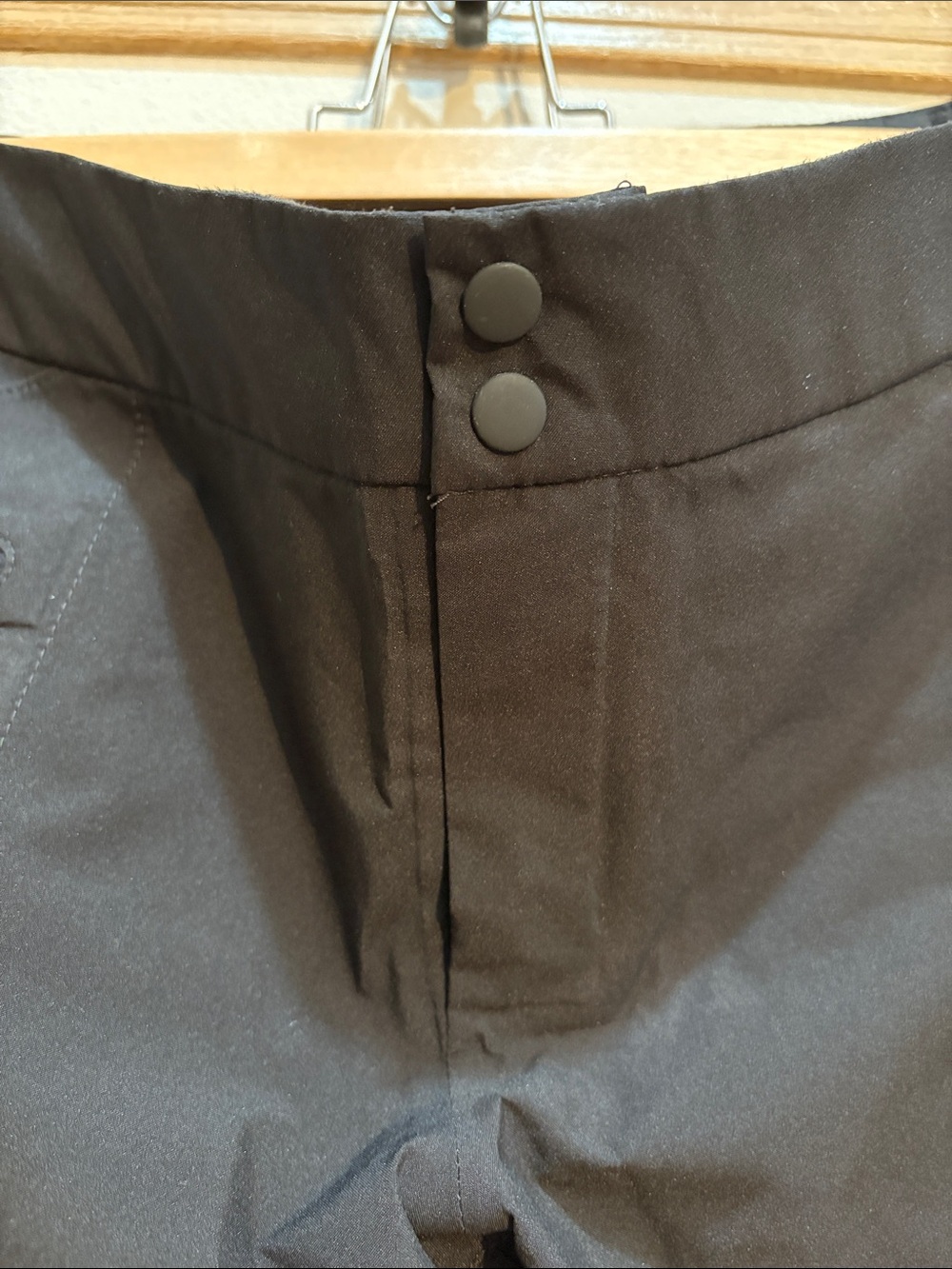 Eddie Bauer Black Women’s Cloud Cap Stretch Rain Pants - Picture 12 of 15